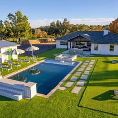 Camp Starlight–Luxe Villa w/ Pickleball, Pool, Spa